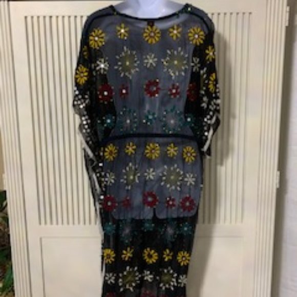 Beautiful 100% Silk Cover-up - Picture 3 of 4